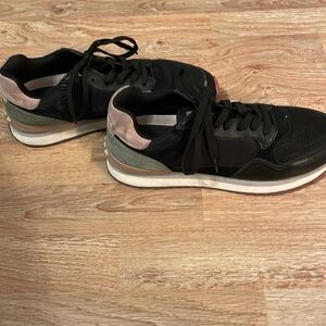 Hoff/Athletic Sneakers/10/Black&pink/Great condition
